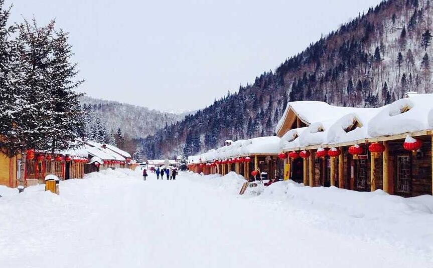 3-Day Group Tour to China's Snow Town on January 