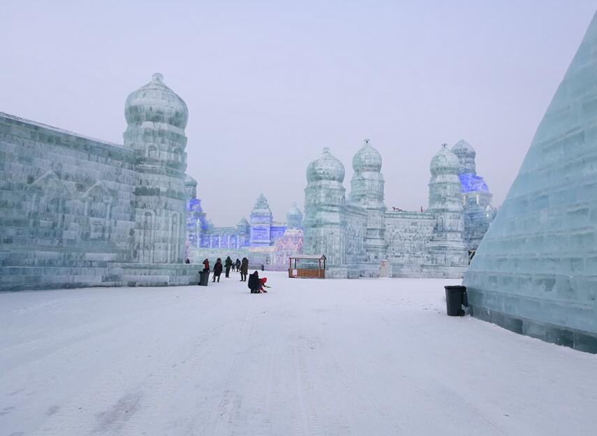 Harbin Winter Clothing Rental 